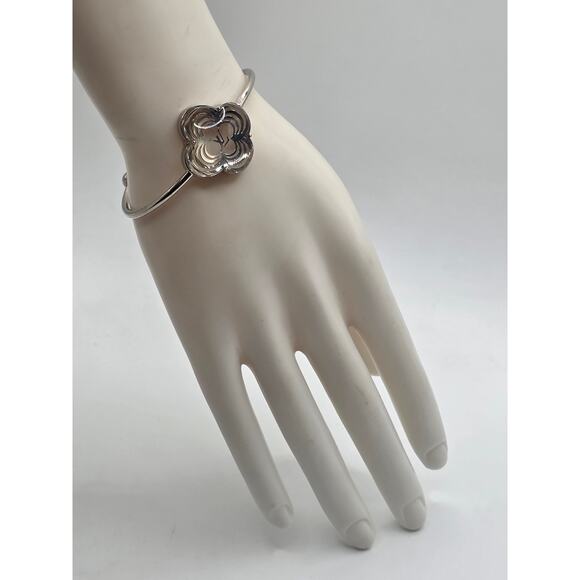 Louis Vuitton Silver-tone Resin A La Folie Resin Cuff Bracelet - Picture 5 of 11